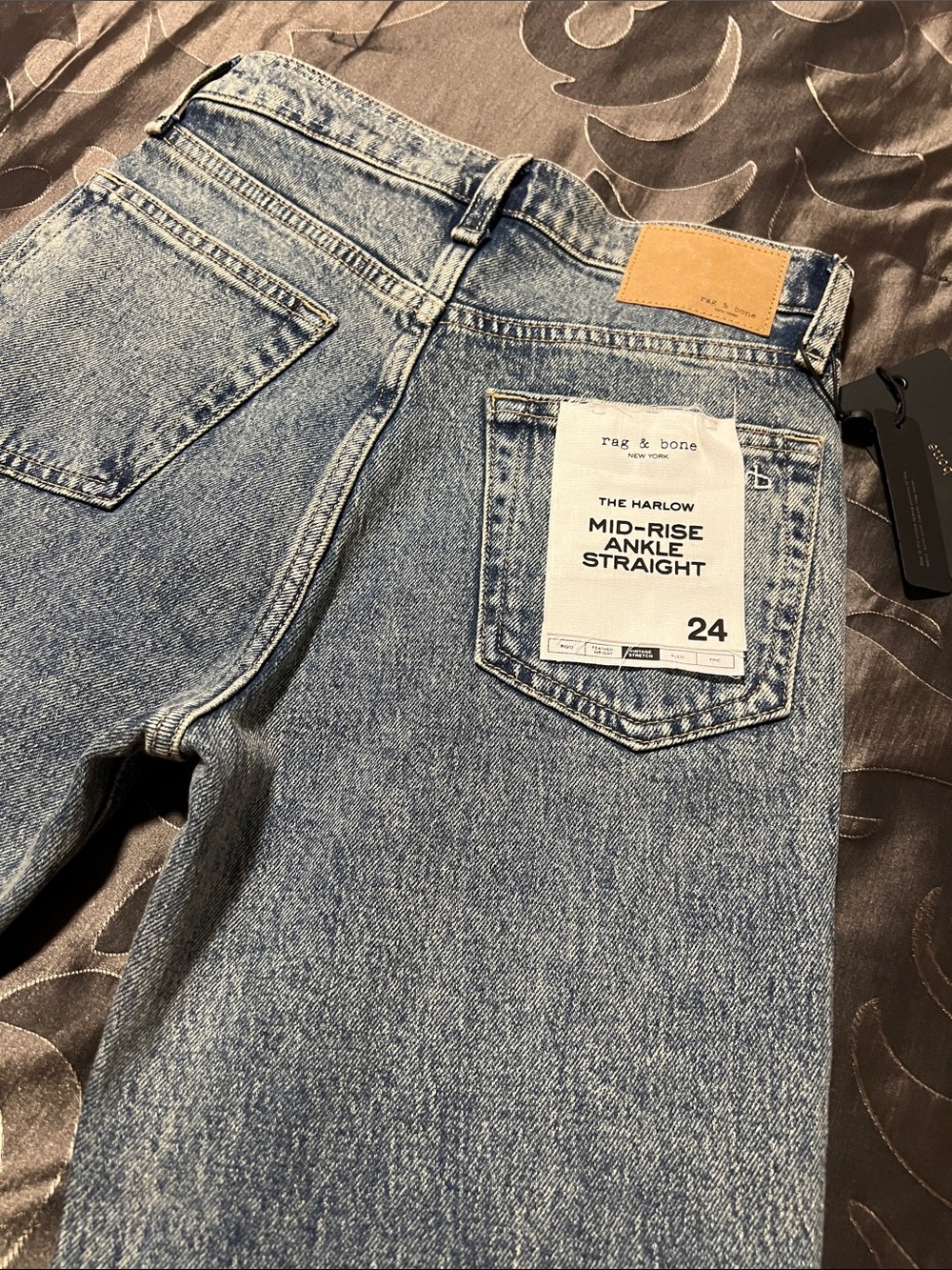 NWT Rag & Bone Harlow Mid-Rise Ankle Straight Leg Jeans Vintage Stretch Amity 24